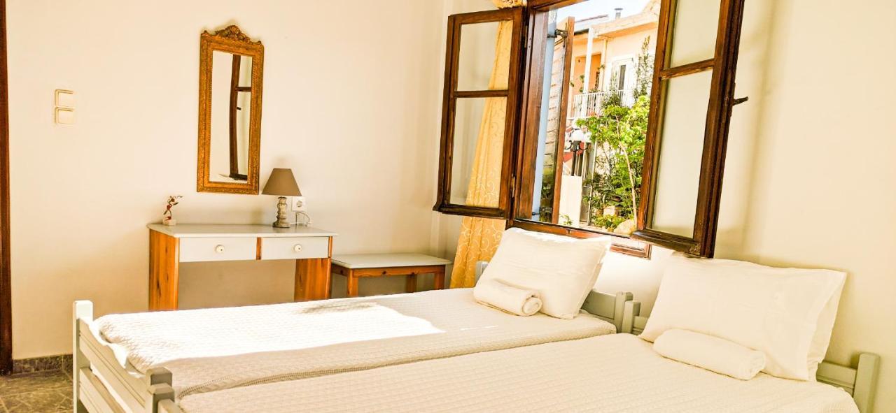 Knossos Apartments Палекастрон Экстерьер фото